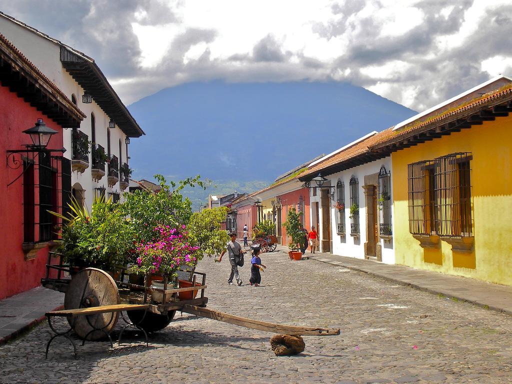 Ciel Luxe Hotels Antigua Guatemala Exterior foto